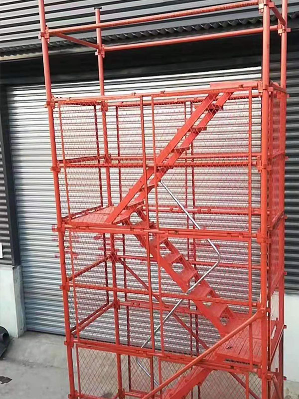 護網(wǎng)式安全爬梯在施工安全管理中的重要性
